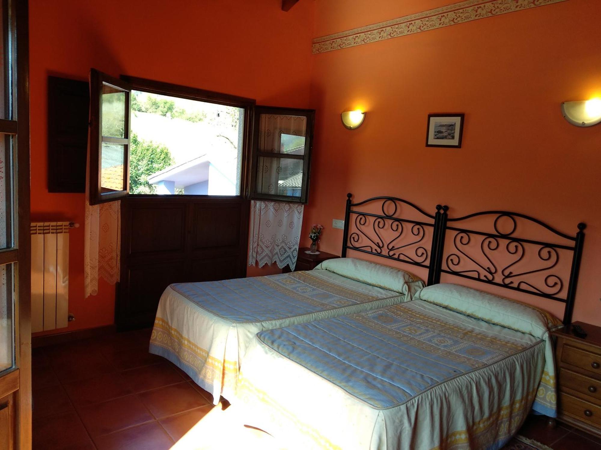 Hotel Rural La Casona Del Fraile Colunga Bagian luar foto